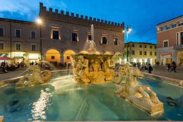 Dove si trova Pesaro